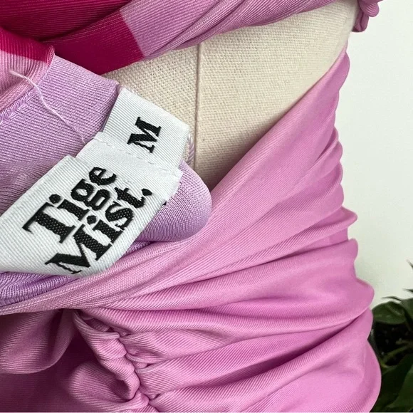 Tiger Mist Pink Fever Samira Strapless Mini Dress in Macro Print Medium - Picture 6 of 11